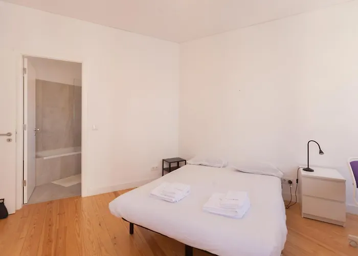 Διαμέρισμα Flh Mouraria Urban *